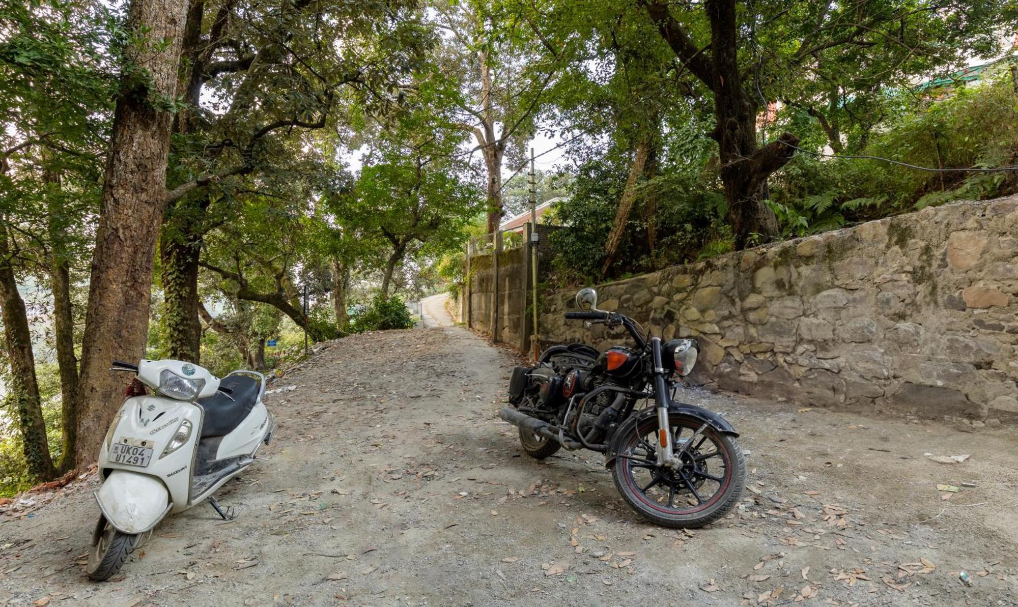 Treebo Olive Lake View Inn June Estate Bhimtal Bagian luar foto